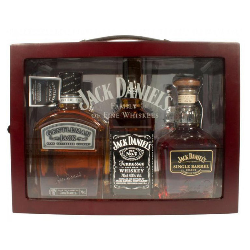 Jack-Daniel_s-Family-of-Fine-Whiskeys-3-70cl